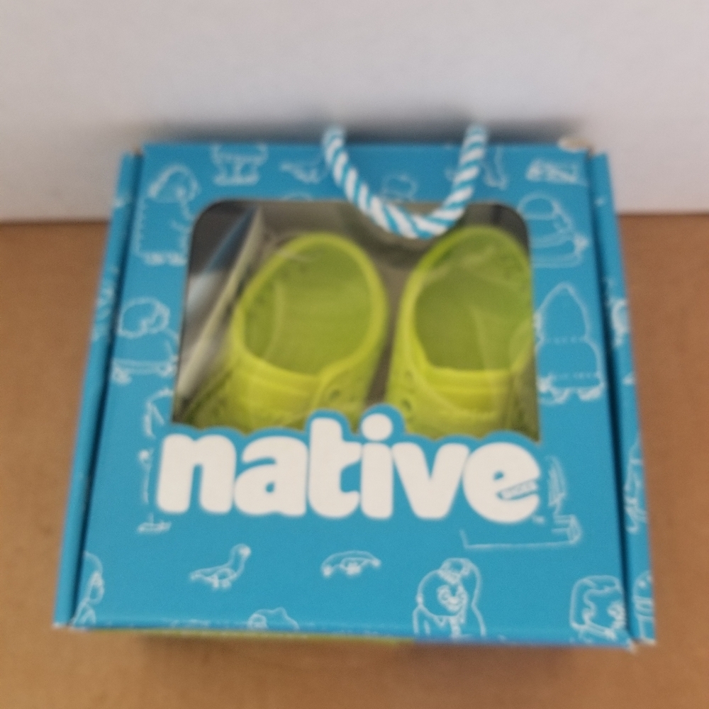 Native Shoes Jefferson Glow SlipOn Sneaker, Size 4 - Picture 6 of 8